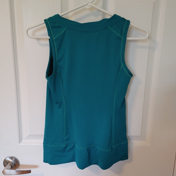 Arc'teryx Turquoise Workout V-Neck Tank (Size P/S) - Picture 4 of 6